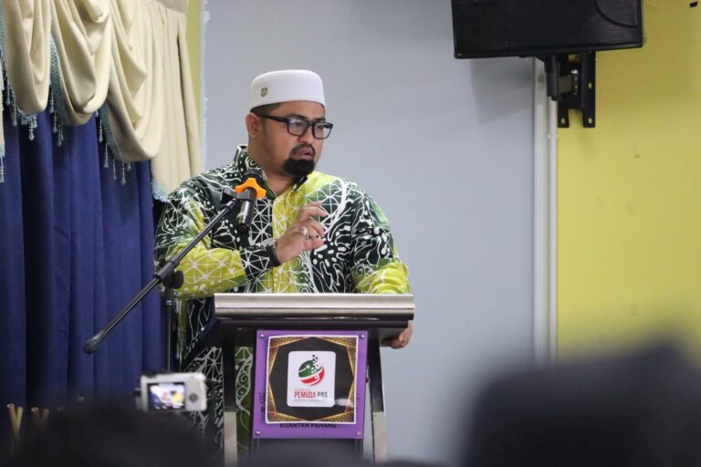 (SIRI 07) ZAMAN KEKELIRUAN: DIANTARA  HAK DAN BATIL, DIMANA KITA BERDIRI?