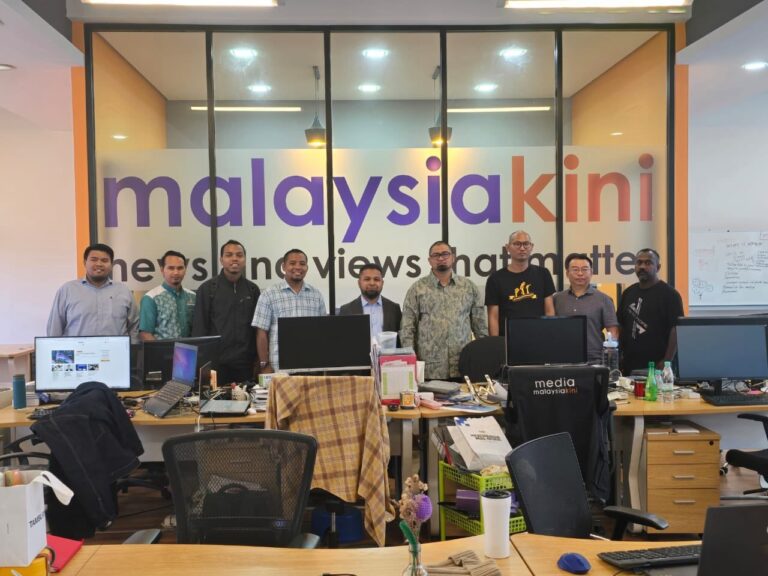 Kunjung Hormat Ke Pejabat MalaysiaKini